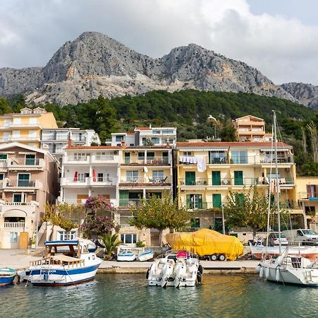 Apartments By The Sea Podgora, Makarska - 11469 Exterior photo